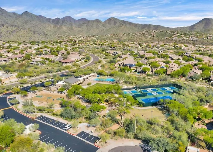 Privacy, Pickleball, Club House, Hiking, Mountains